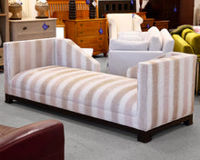 Cabot House Tete- a Tete