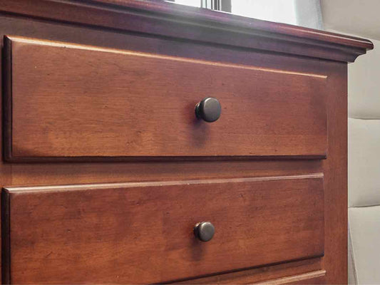 Nichols & Stone Cherry 11-Drawer Dresser with Trifold Mirror