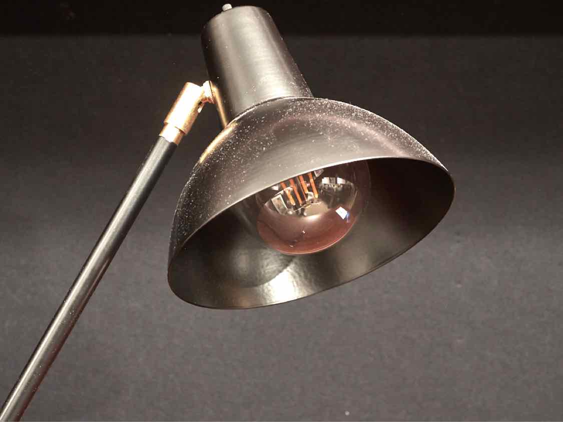 Black Metal  Desk Table Lamp