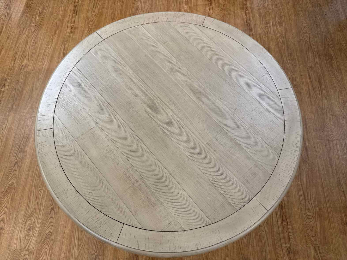 Magnussen Furniture 'Harlow' Round Dining Table
