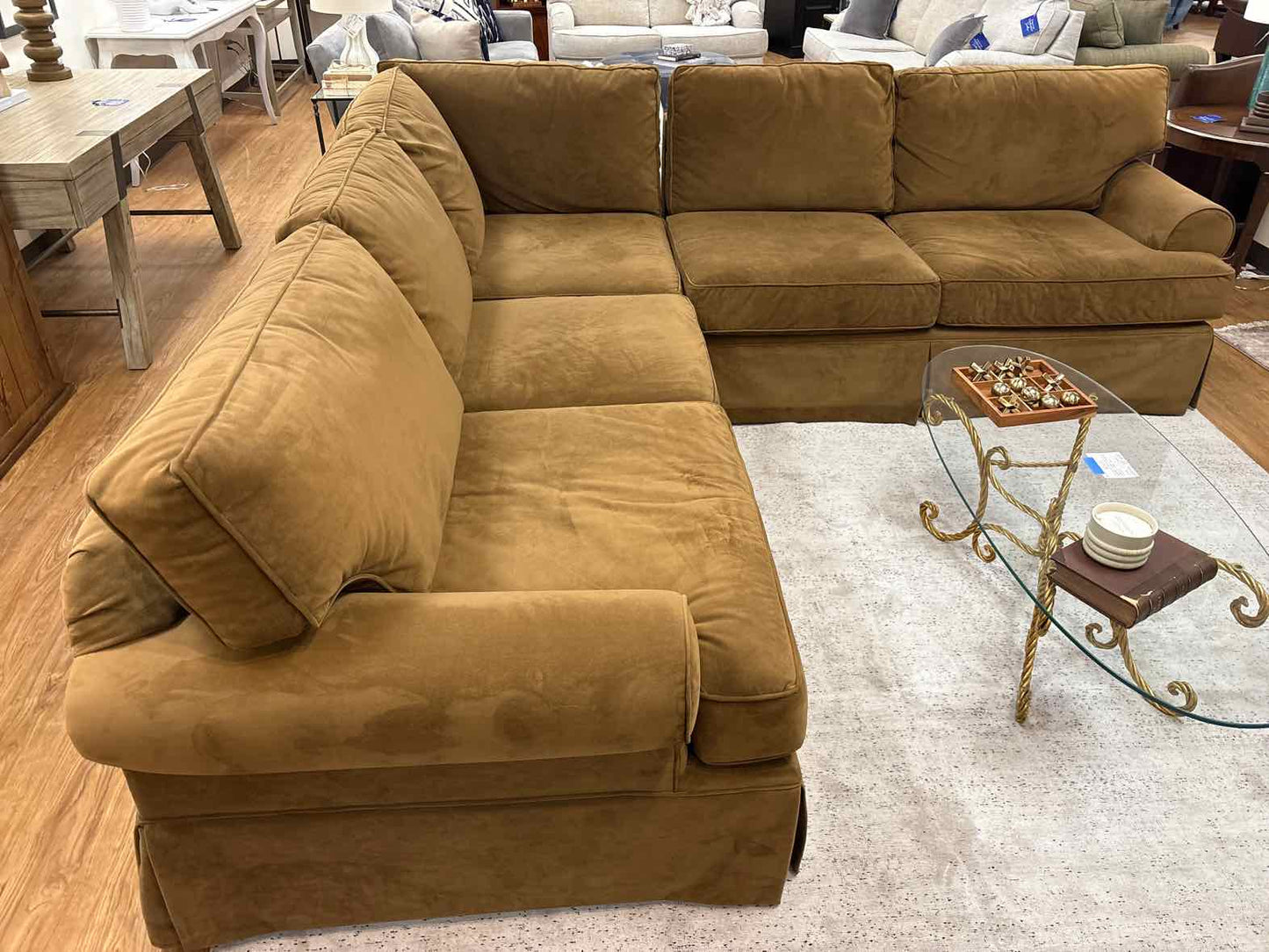 MG+BW 2-Piece Sectional in Hazel