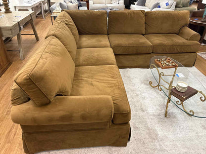 MG+BW 2-Piece Sectional in Hazel