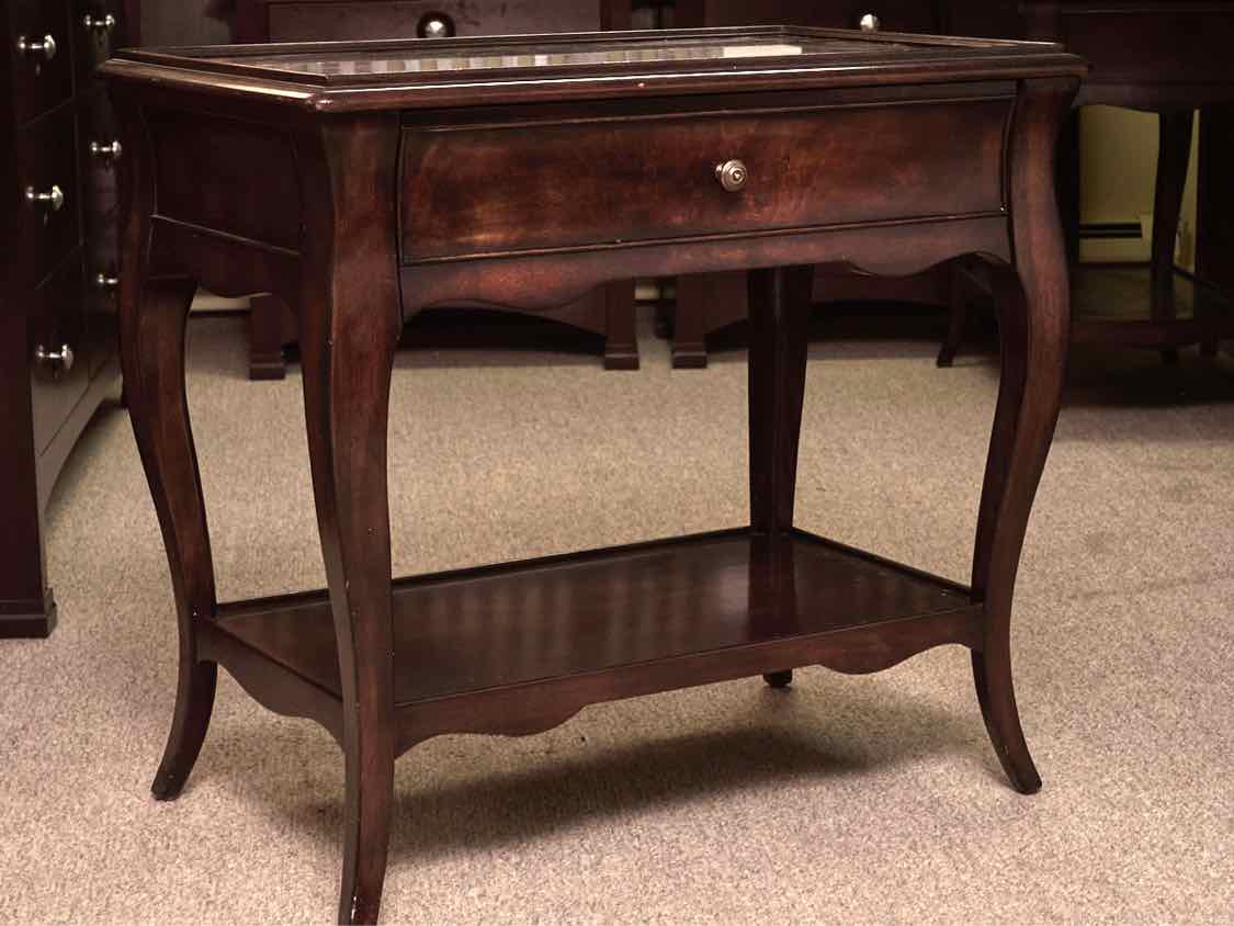Pair Of Bernhardt 1 Drawer & Lower Shelf Side Table/  Nightstands