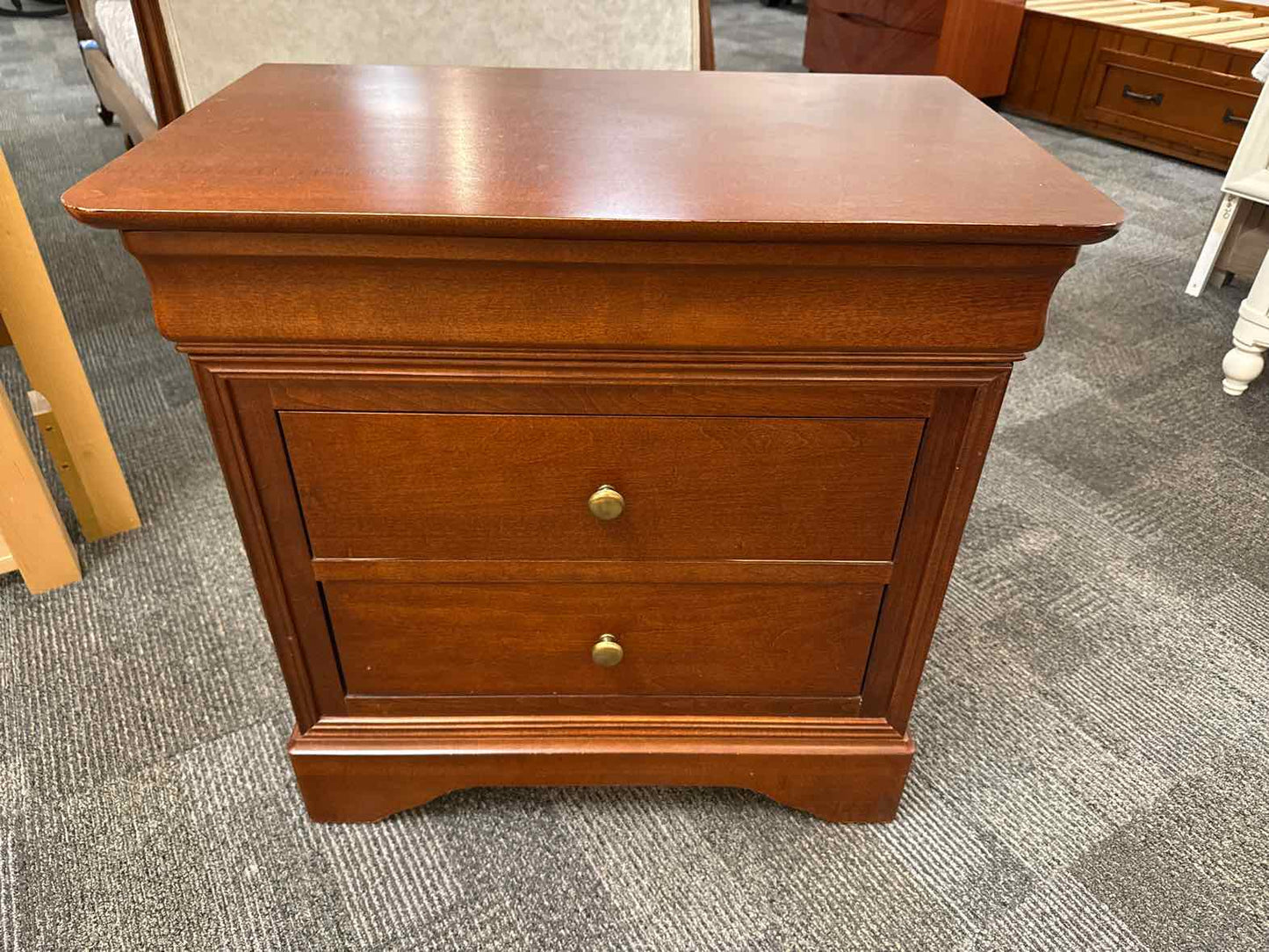 Cherry 3-Drawer Nightstand