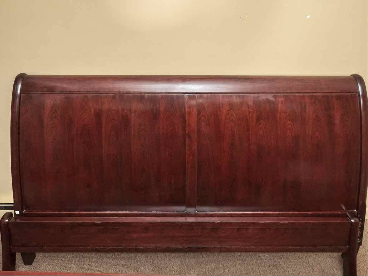 Stickley King Sleigh Bed in Oxford Finish