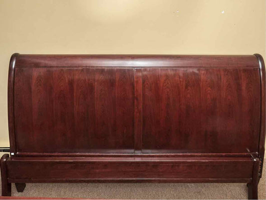 Stickley King Sleigh Bed in Oxford Finish