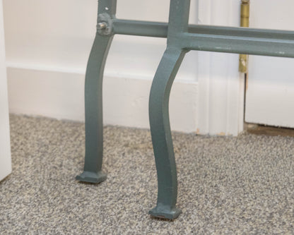 Verde King Metal Bed