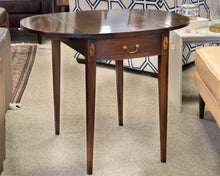 Federal Style Mahogany Inlaid Pembroke Drop Leaf Table
