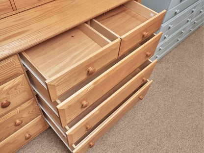 Vermont Tubbs Oak 10 Drawer 3 Drawer Glove Box  Dresser & Mirror