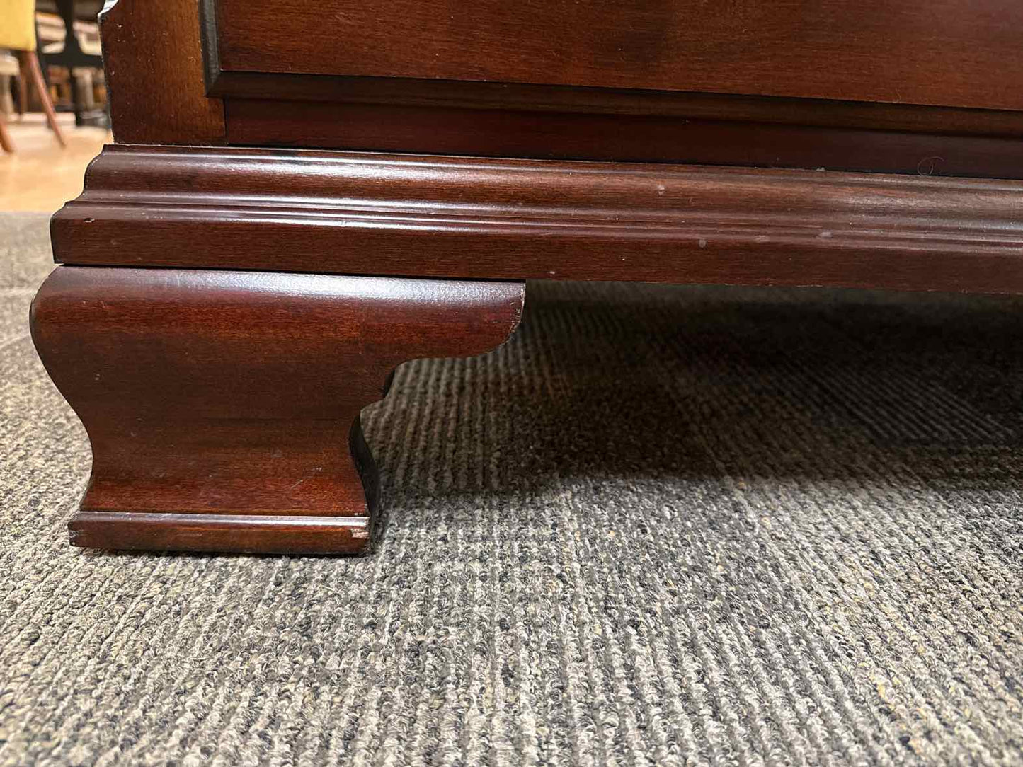 Kincaid Cherry 12-Drawer Dresser