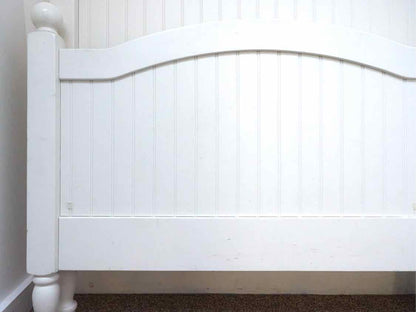 Pottery Barn White Finish Twin Bed