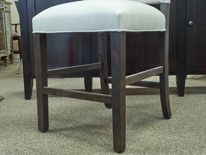 Set of 3 Gat Creek Maple " Berwyn" Counter Stools in Classic Stout Leg Finish