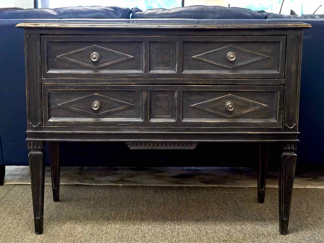 Bassett Woodbridge Hall 2 Drawer Accent Chest