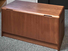 Nordisk Andels-Eksport Mid-Century Modern Style Teak Trunk