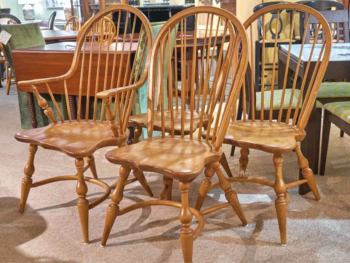 Set of 4 Maple Windsor Style  Dining Chairs (1) Arm & (3) Sides