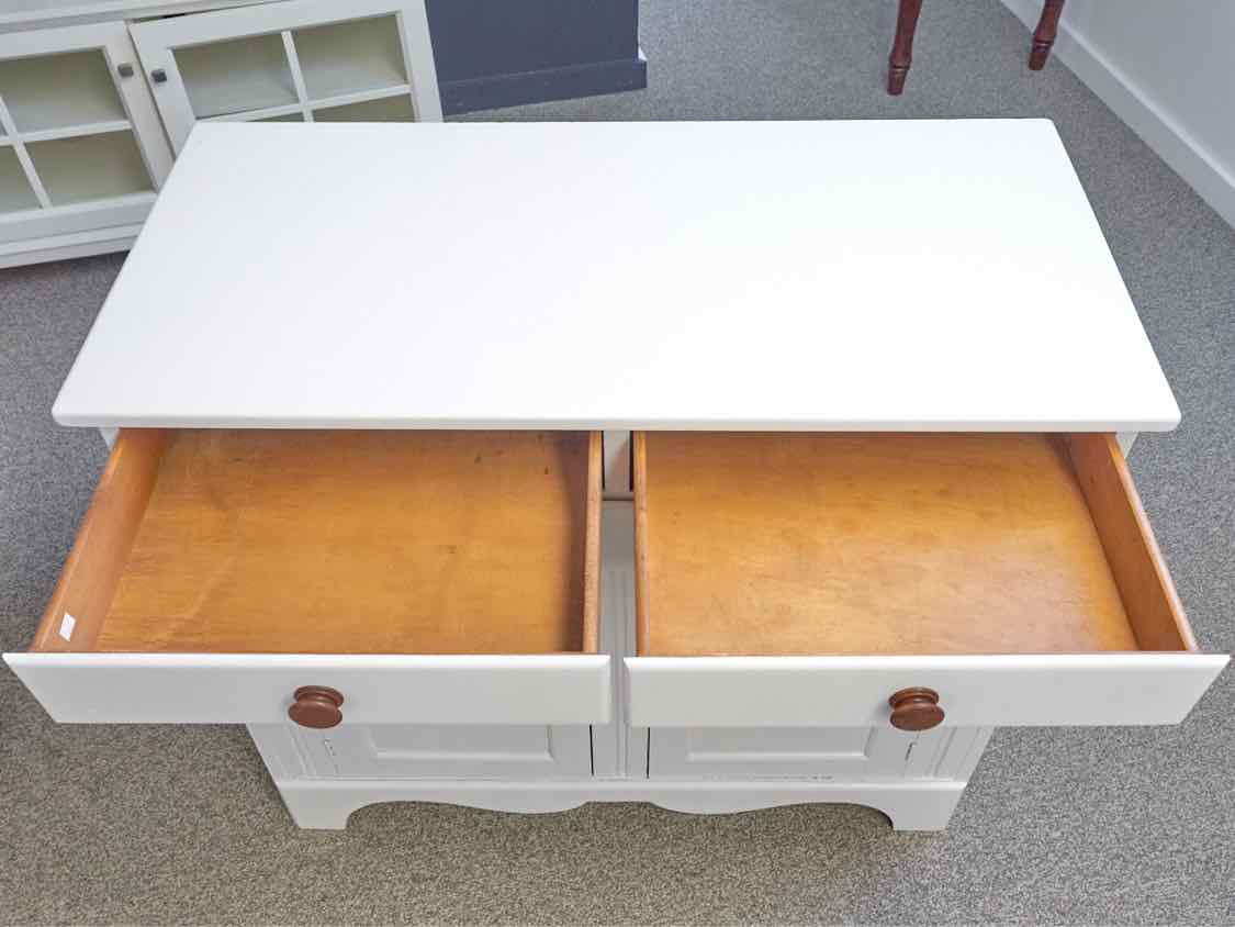 Arctic White Finish  Sideboard with 3 Drawers & 2 Doors