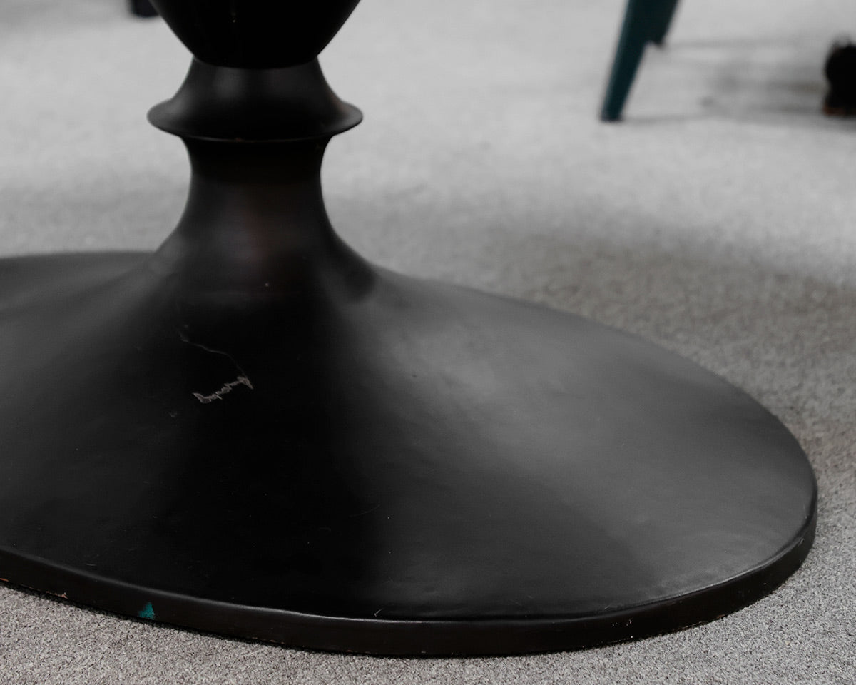 William Sonoma Oval Marble Top Tulip Dining Table
