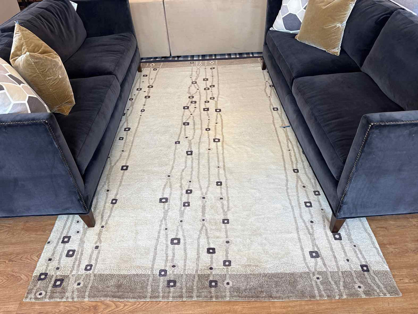 Contemporary Geometric Area Rug