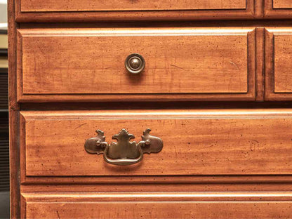 Broyhill  5 Drawer Maple Chest