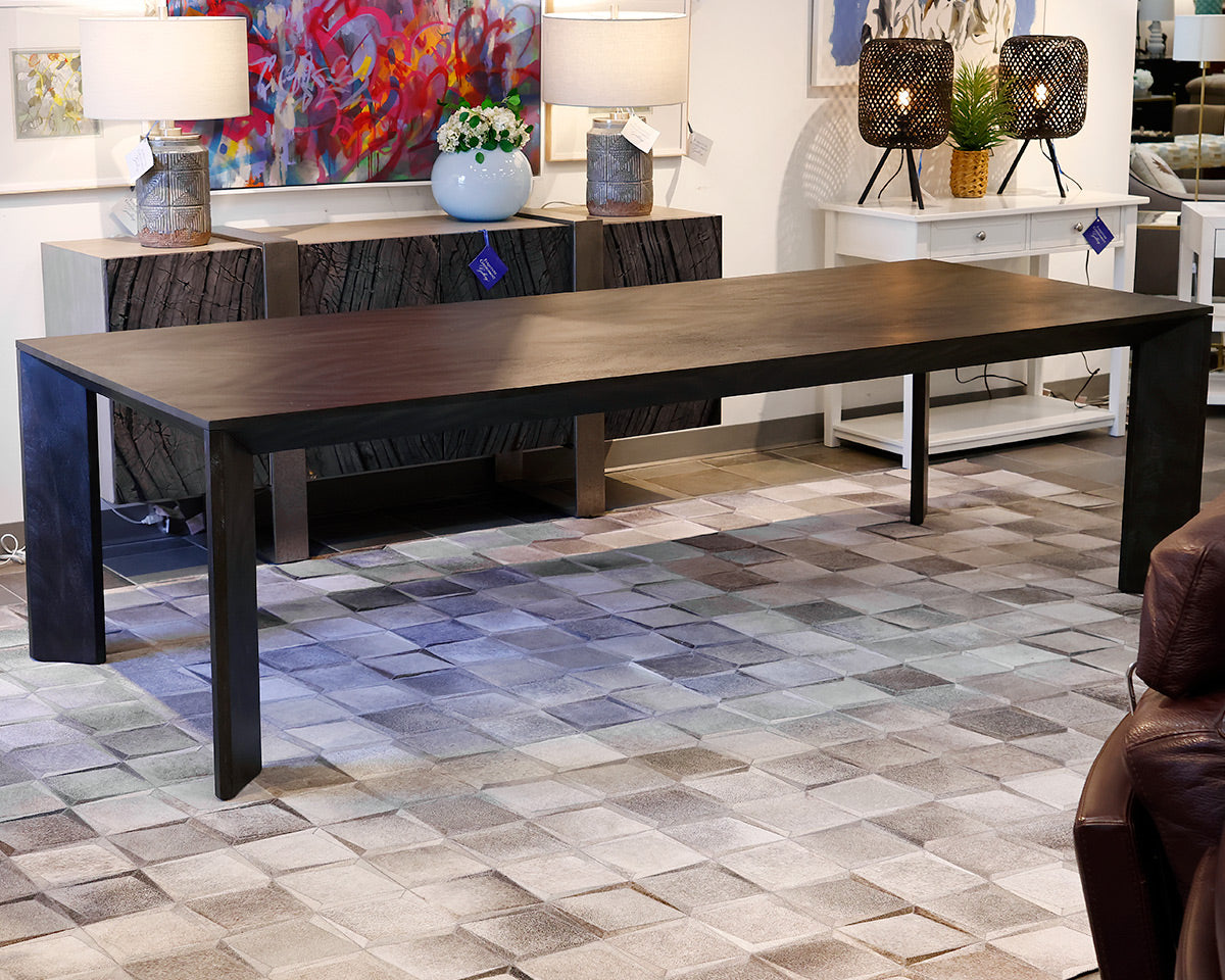 Theodore Alexander 'Decoto II'  Dining Table