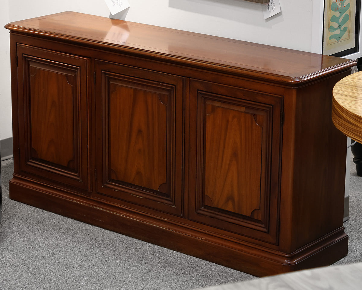 Kindel Three Door Server