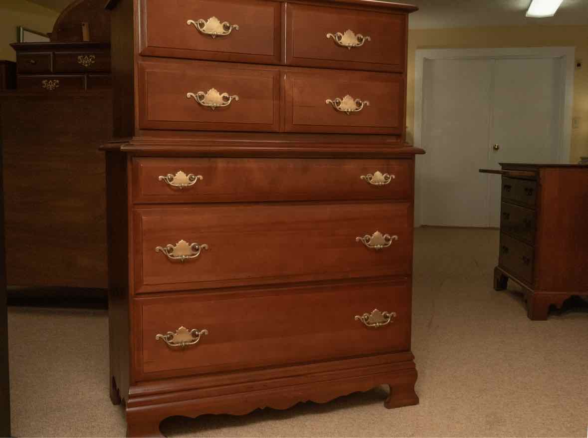 Cherry Finish Maple 2 Over 3 Drawer Chest on Chest