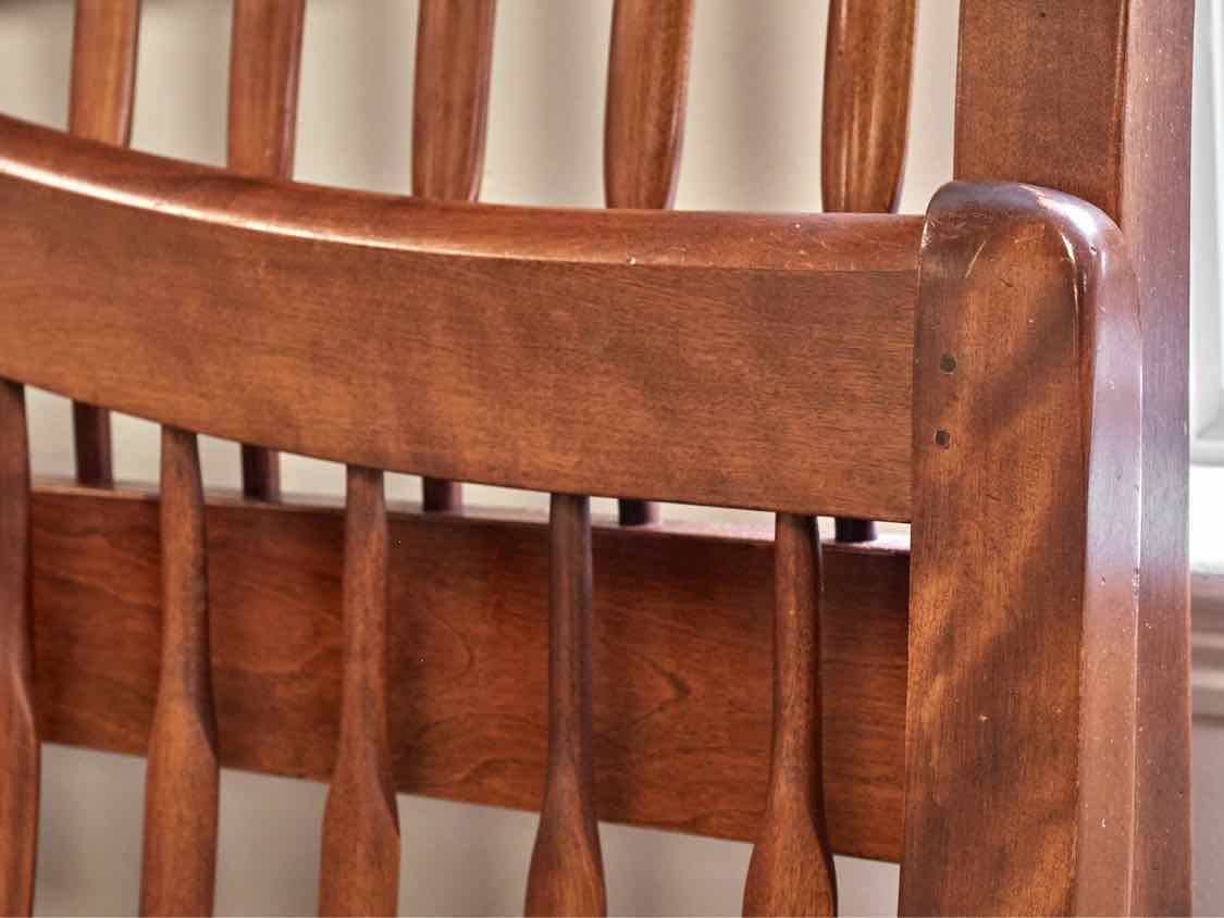 Queen Slat Bed in Cherry