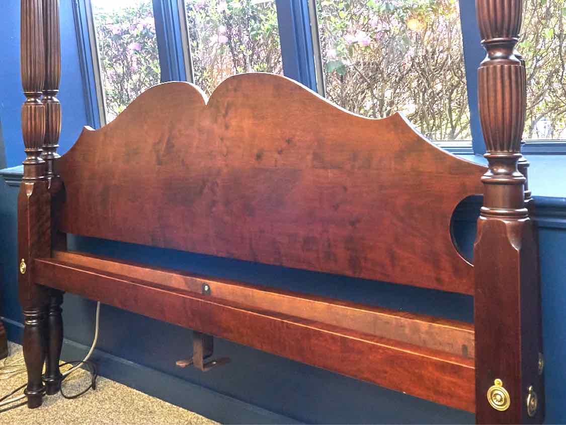 Eldred Wheeler Queen Beds