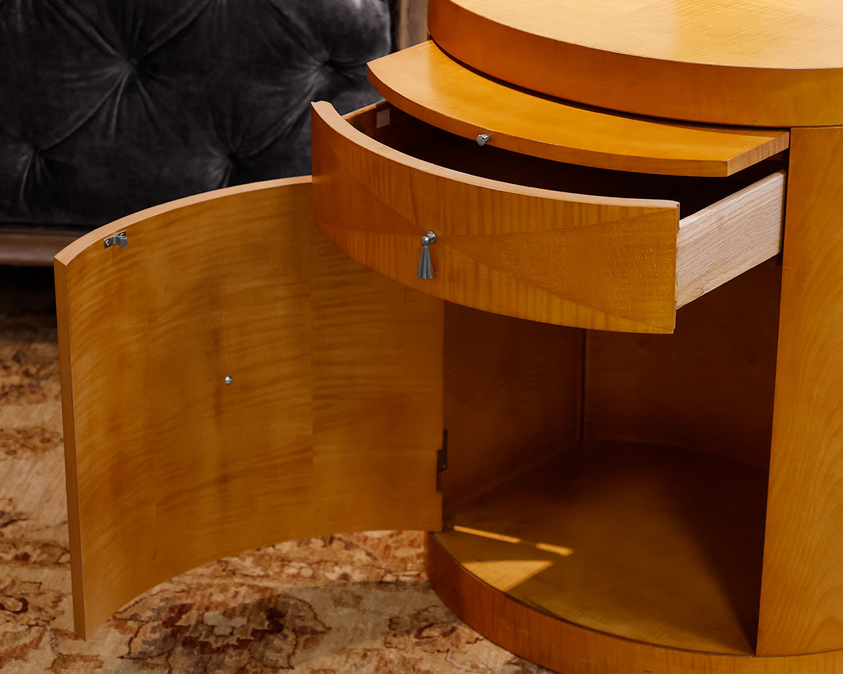 Pair of Michael Vanderbyl for Baker Furniture Archetype Oval Nightstands