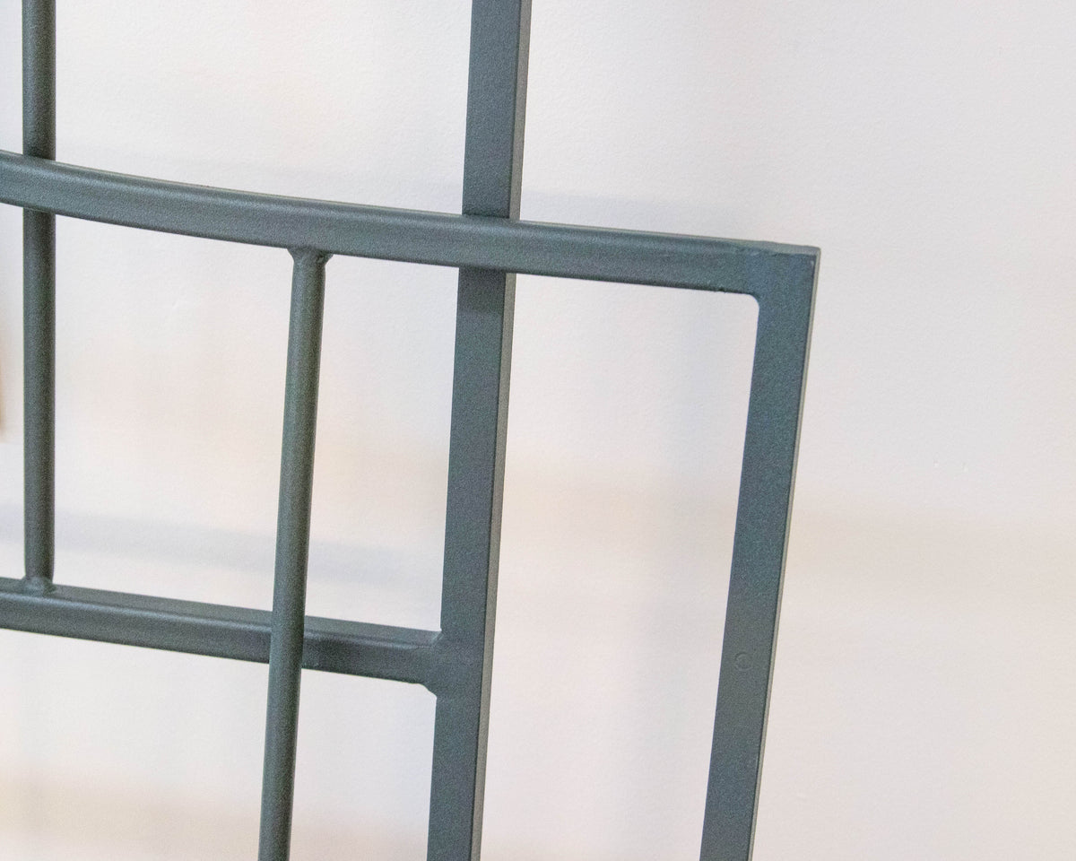 Verde King Metal Bed