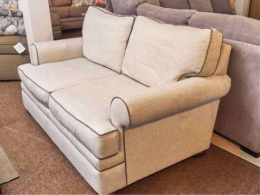 Braxton Culler Light Grey With Piping  Includes 2 Toss Pillows  Loveseat