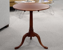 Kittinger Tilt-Top Side Table