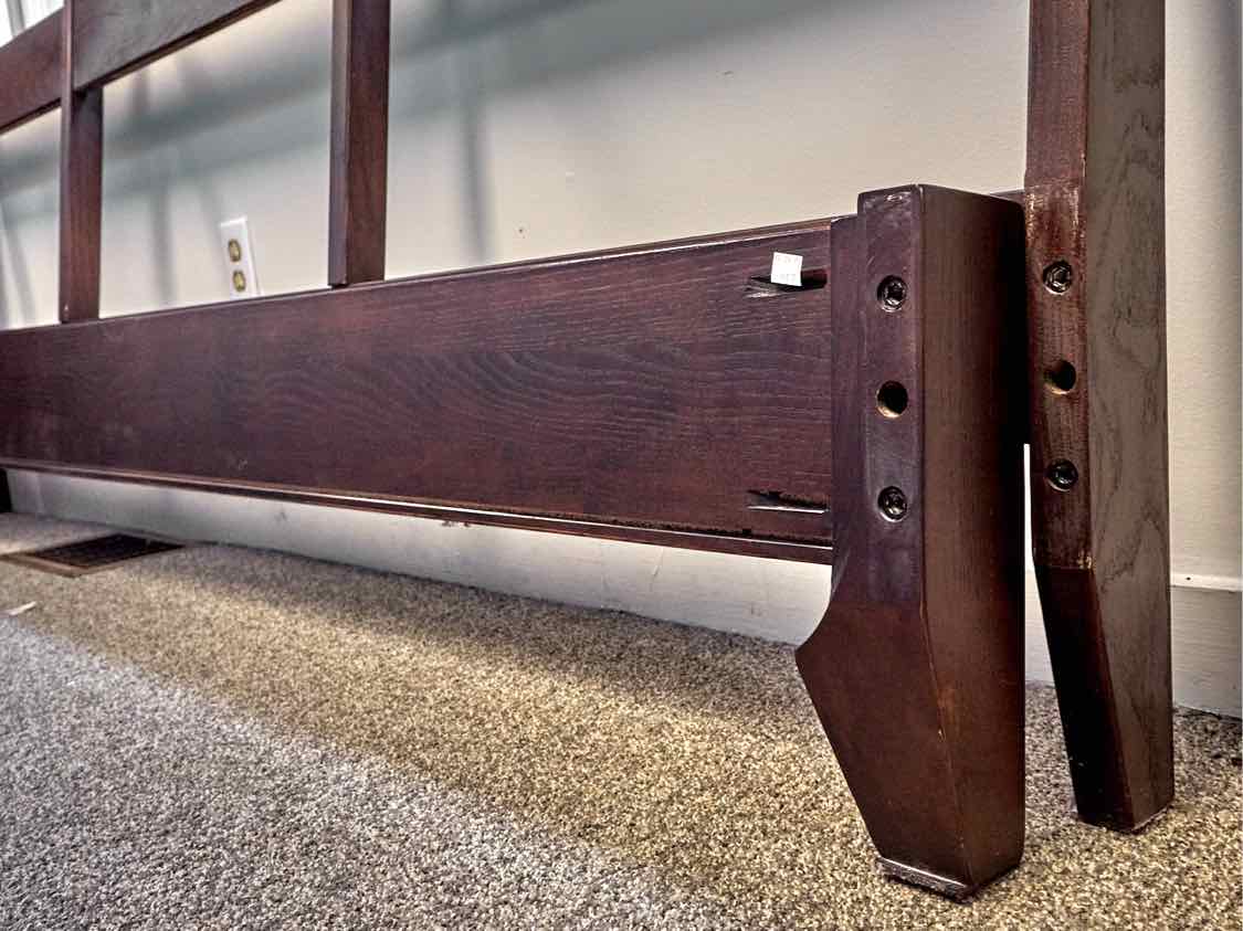 Ethan Allen King Bed in Espresso Finish Oak