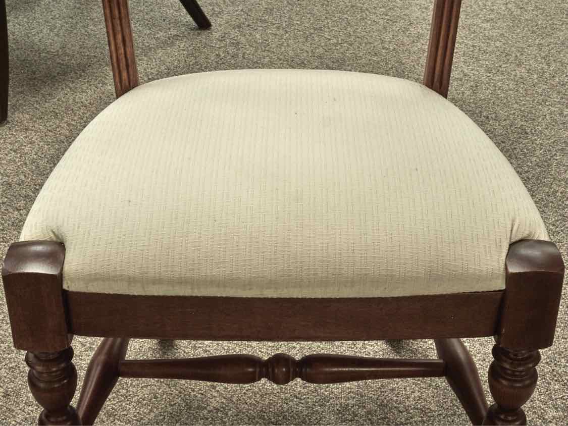 Nichols & Stone Cherry Dining Table & Set of 8 Chairs
