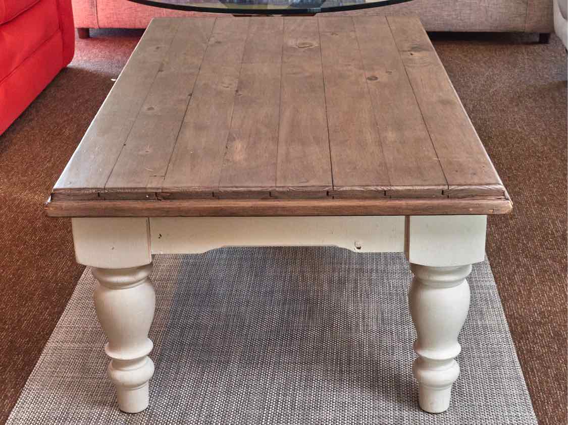 Driftwood Finish Top Cream Turned Legs Cocktail Table