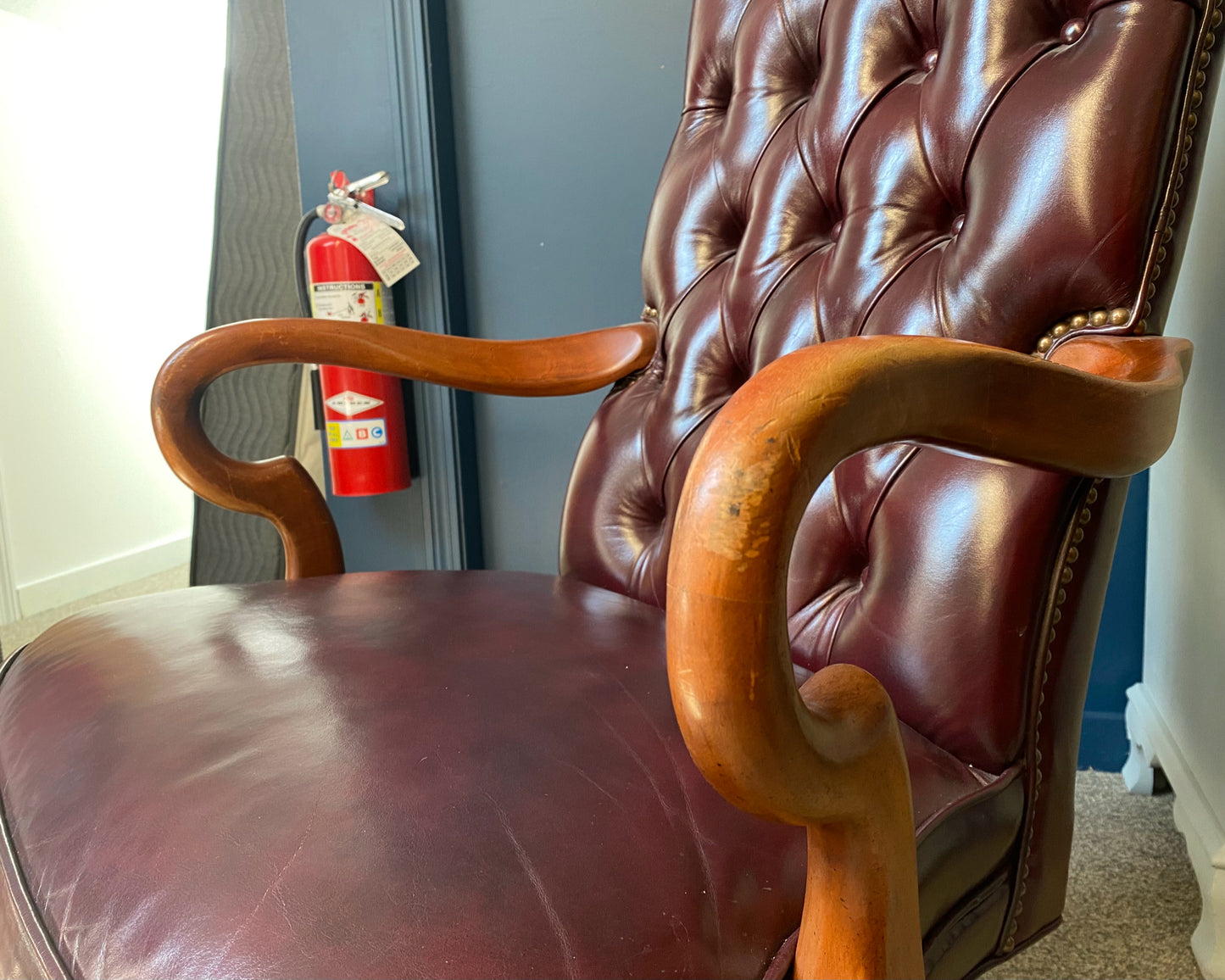 Tufted Burgundy Leather Office Chair with Gooseneck Arms