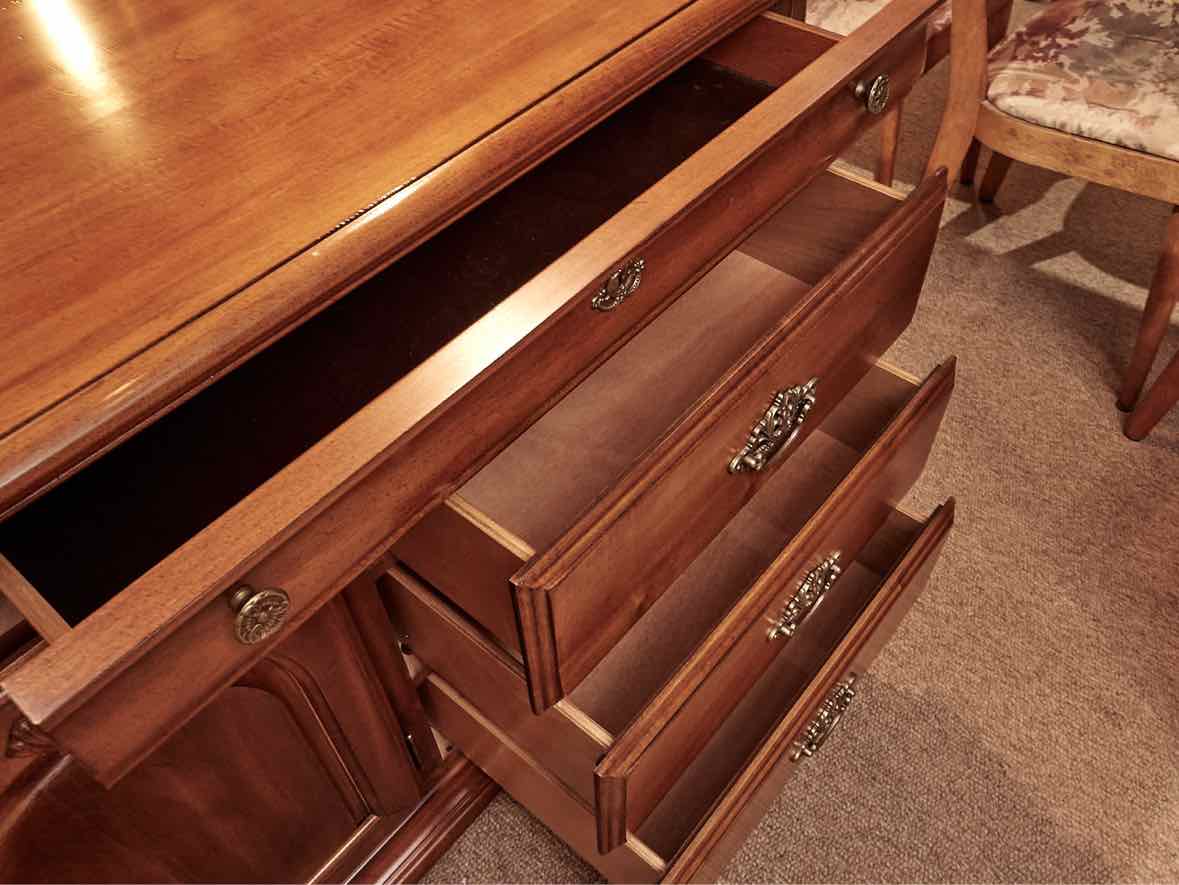 Kincaid Louis Phillip Style Nutmeg Finish 8 Drawer Dresser