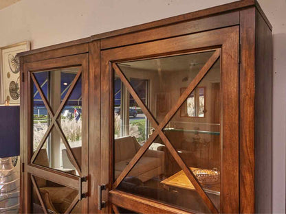 Ethan Allen Display Walnut Finish Display Cabinet
