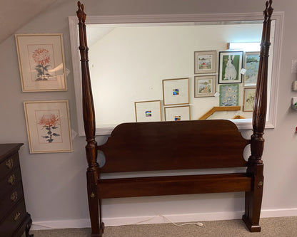 Mahogany  Queen 4 Rice Carved Post  Bed