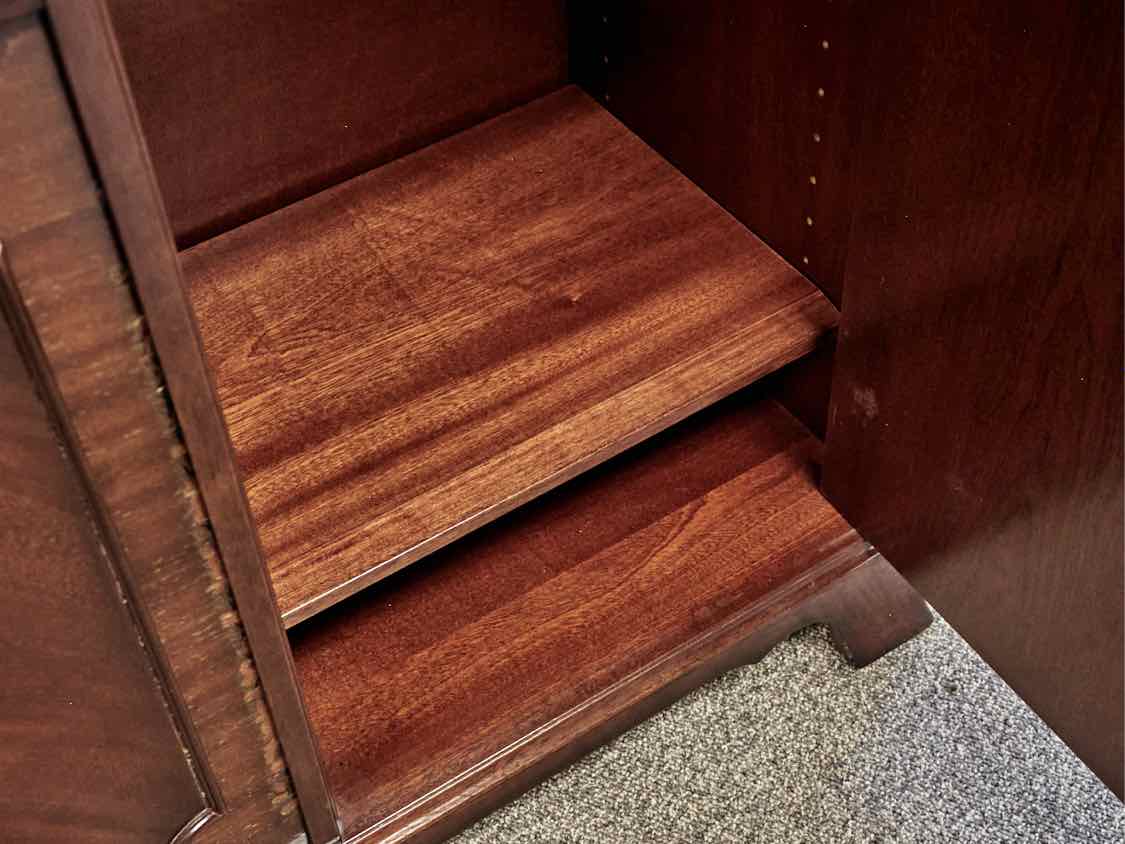 Heldense Inalid Mahogany Two Piece China Cabinet