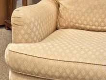 Sherrill Furniture Club Chair in Beige Diamond Upholstery