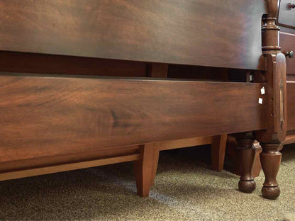 Henkel Harris Mahogany Four Poster Queen Bed