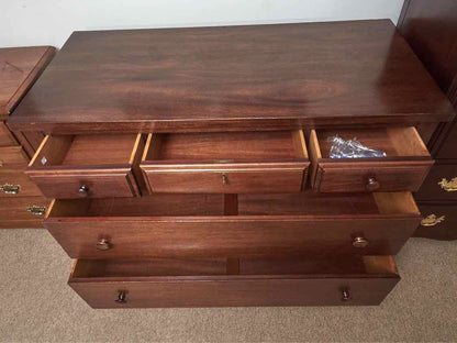 Sligh Mahogany Empire Style 5 Drawer Chest On Casters