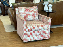 Circle Furniture 'Paige' Swivel Chair by Lee Industries