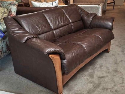 Ekornes Stressless 'Olso Chocolate Brown  Leather  Loveseat