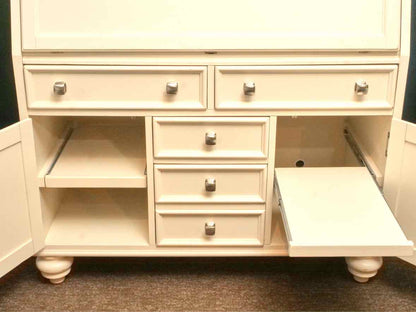 American Drew Ivory Finish 3 Drawer 1 File Drawer  2 Doos Secretary Desk