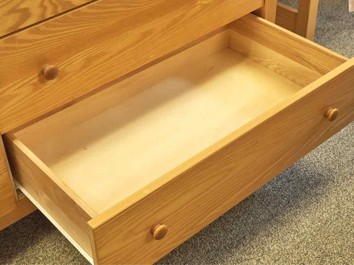 Vermont Tubbs Solid Ash Dresser & Mirror