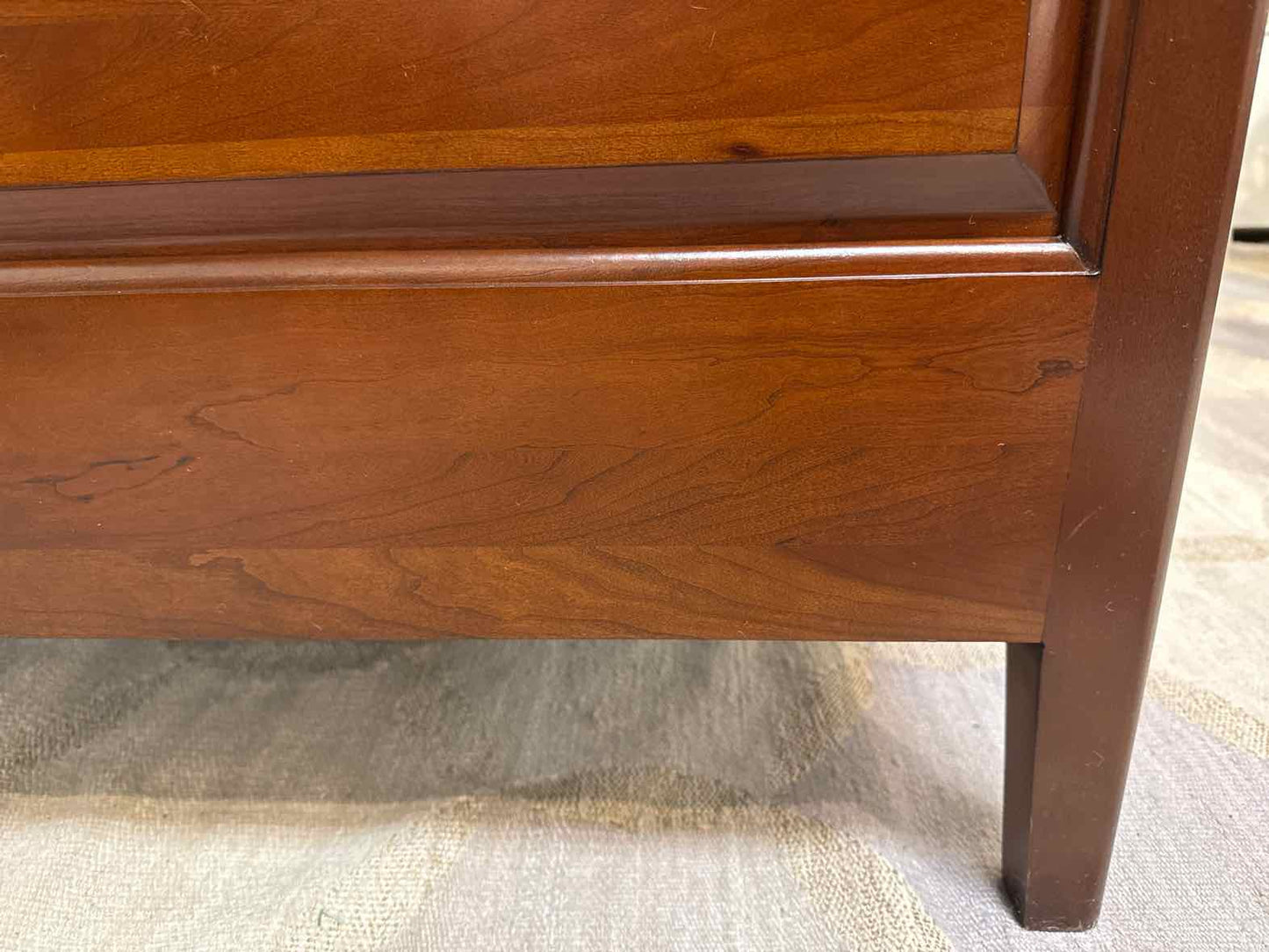 Kincaid 'Park' Cherry Queen Bed