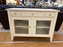 Gat Creek 'Huntington' 3-Drawer Maple Cabinet