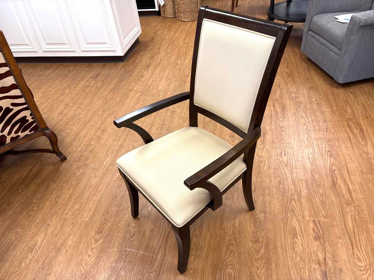 Home Meridian 'Quinton' Table w/ 6 'Quinton' Dining Chairs